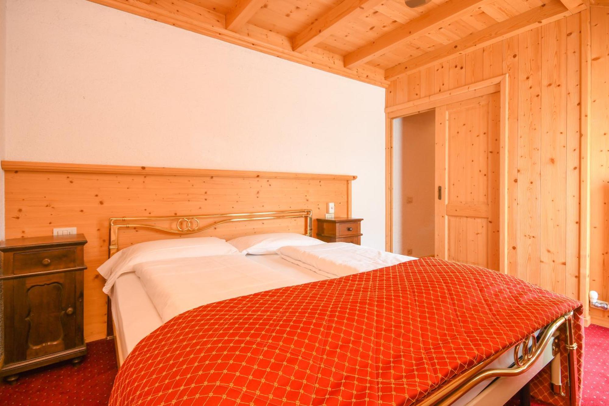 Bepy Hotel Garni Giustino Værelse billede