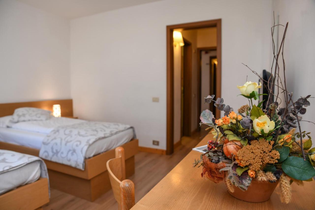 Bepy Hotel Garni Giustino Værelse billede