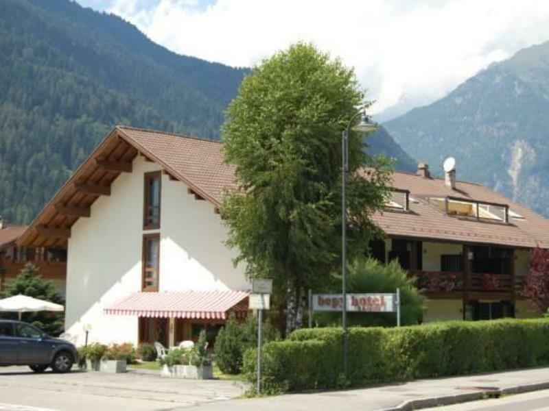 Bepy Hotel Garni Giustino Eksteriør billede